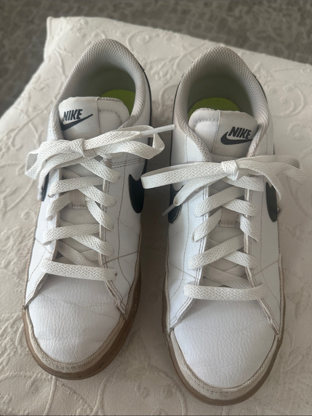 Nike Women's Court Legacy Next Nature "White/Black/Gum" (DH3161-109)